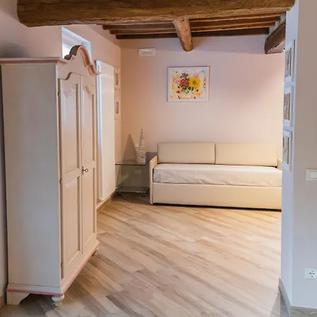 I Gelsi Di San Bernardino Apartament